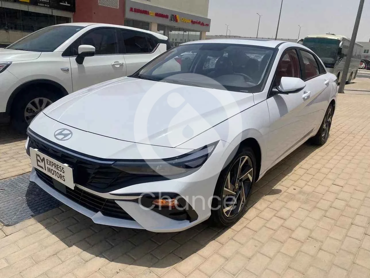 هيونداي النترا 2025 اوتوماتيك 0 كم 4 سلندر سحب امامي سيدان أبيض تحت الضمان
