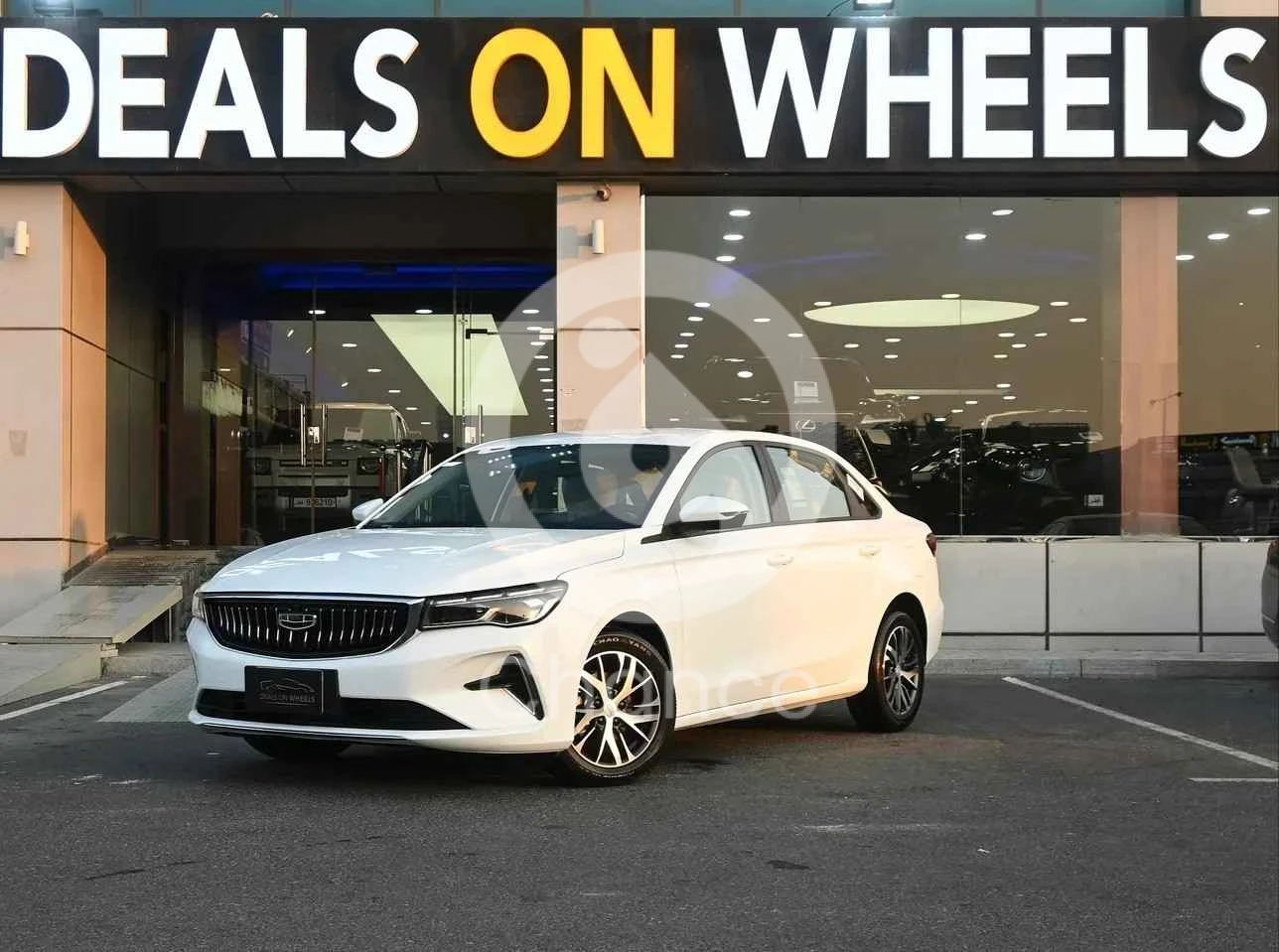 جيلي ايمجراند 2026 اوتوماتيك 0 كم 4 سلندر سحب امامي سيدان أبيض تحت الضمان