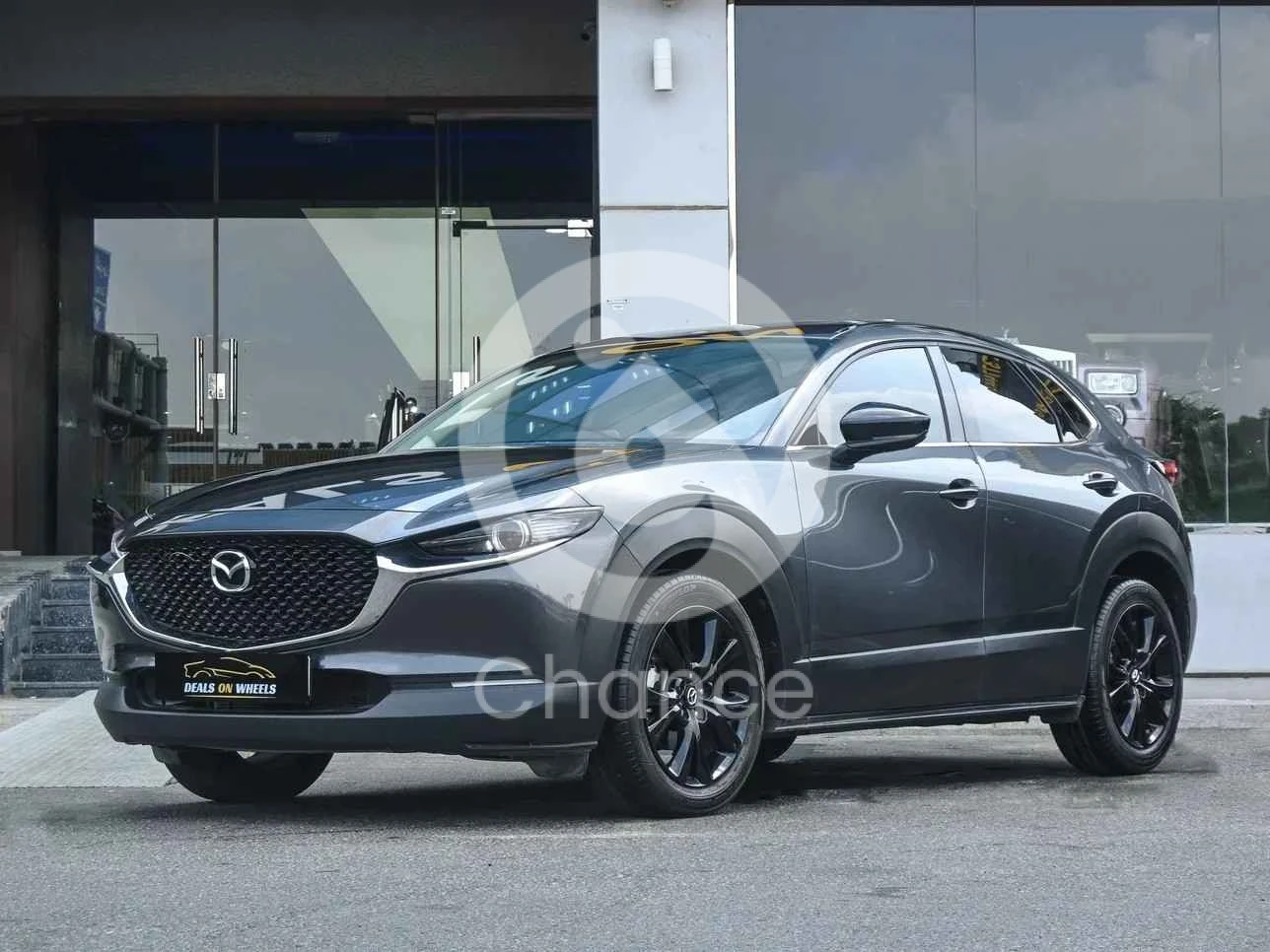 مازدا سي اكس 30 2024 اوتوماتيك 32,000 كم 4 سلندر دفع كلي مستمر هاتشباك رمادي غامق