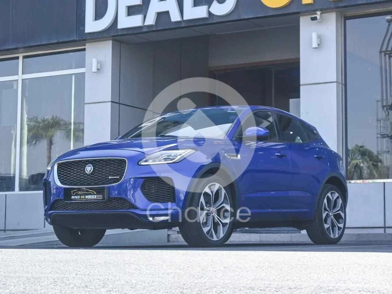 جاكوار اي - بيس ار داينمك 2018 اوتوماتيك 61,000 كم 4 سلندر دفع كلي مستمر اس يو في ازرق