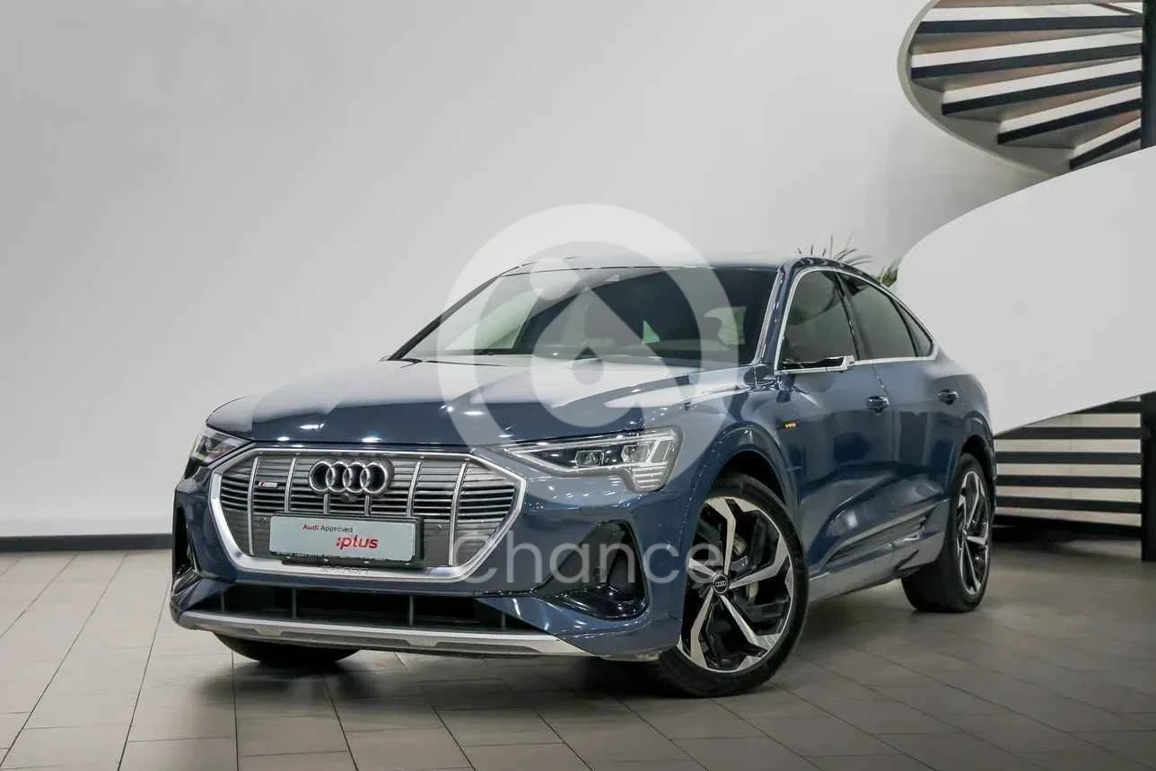 اودي ايه -ترون اس-لاين 2021 اوتوماتيك 48,000 كم 0 سلندر دفع كلي مستمر اس يو في ازرق