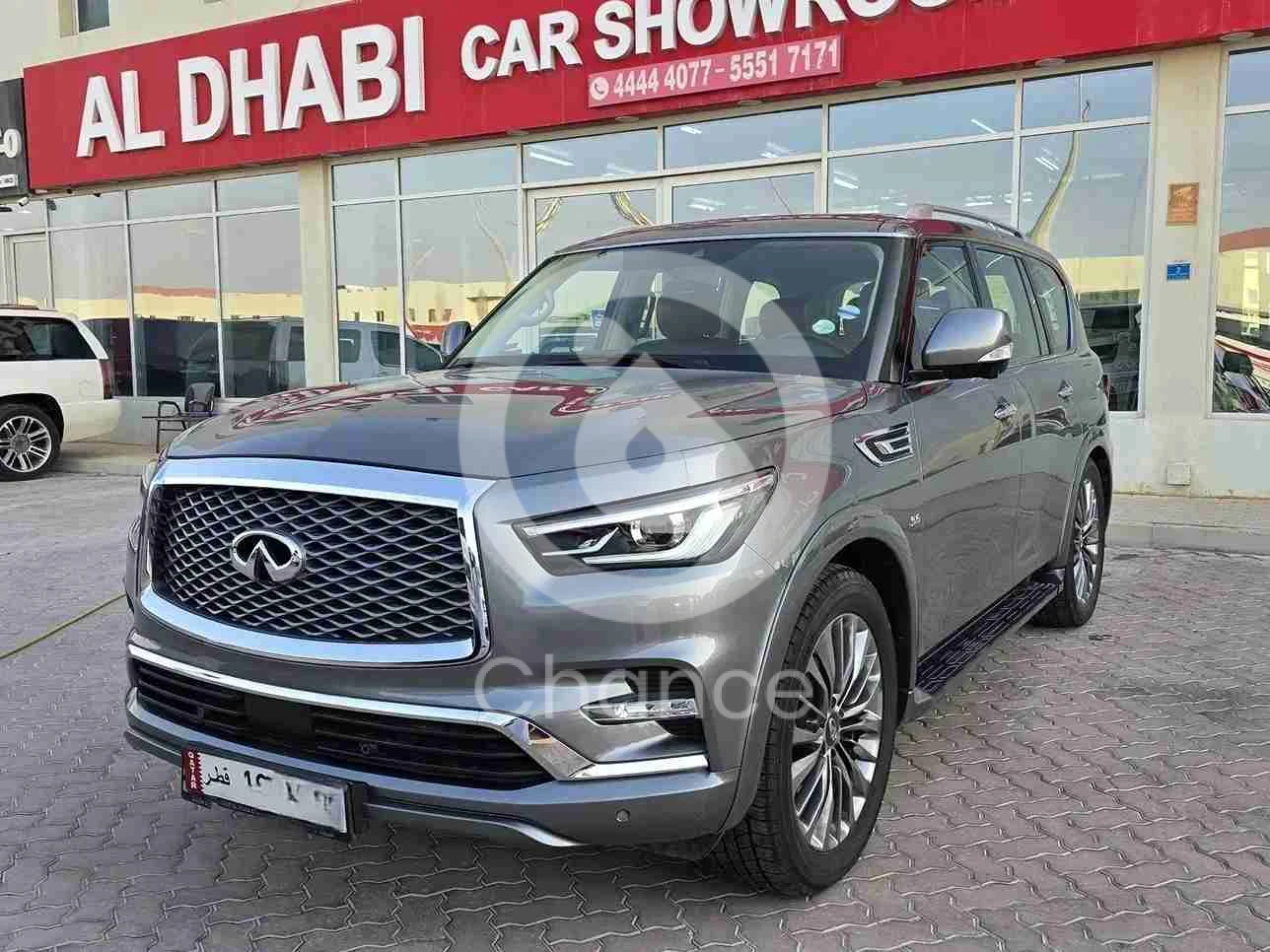 انفنيتي كيو اكس 80 2018 اوتوماتيك 208,000 كم 8 سلندر دفع رباعي اس يو في رمادي