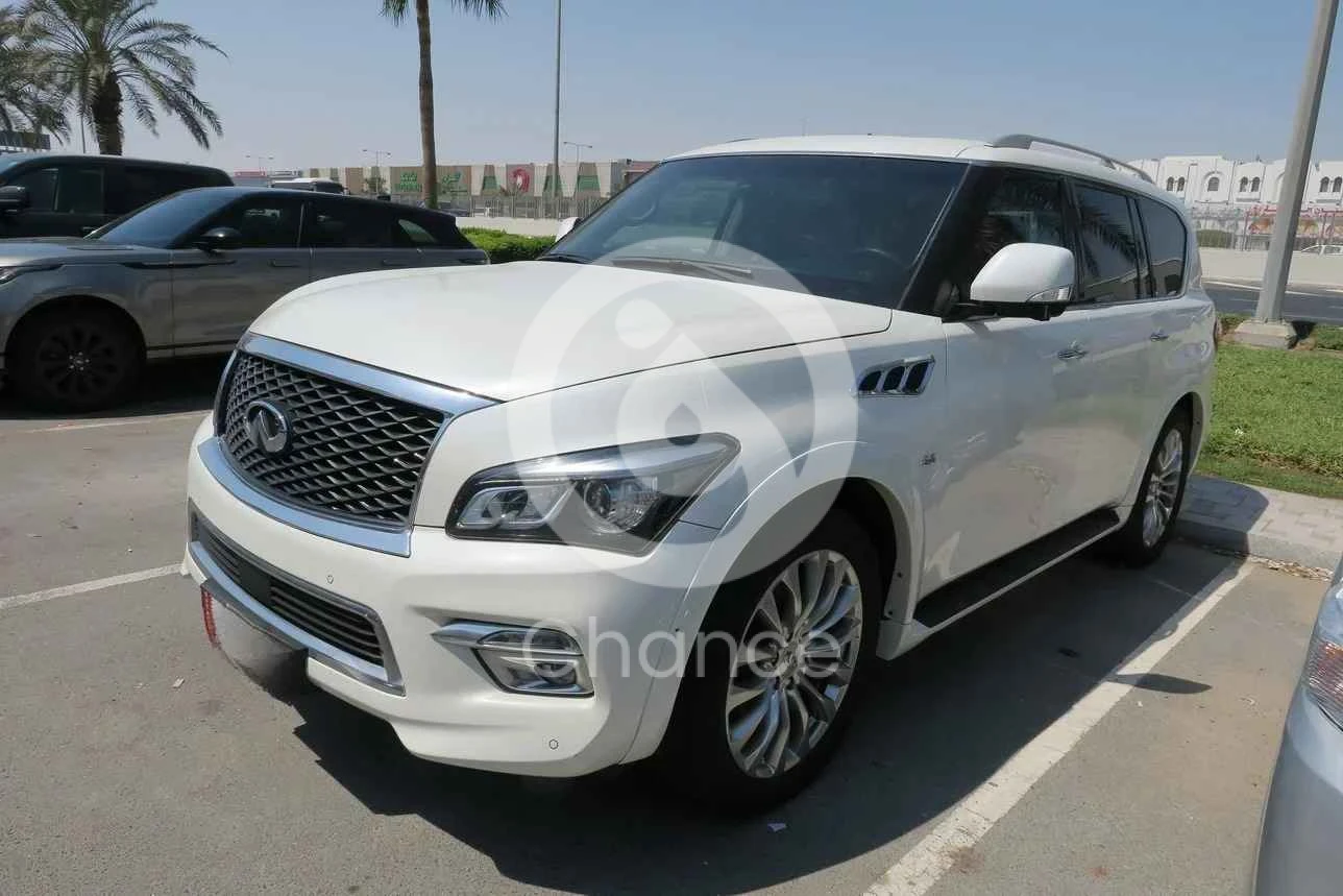 انفنيتي كيو اكس 80 2017 اوتوماتيك 155,000 كم 8 سلندر دفع رباعي اس يو في أبيض