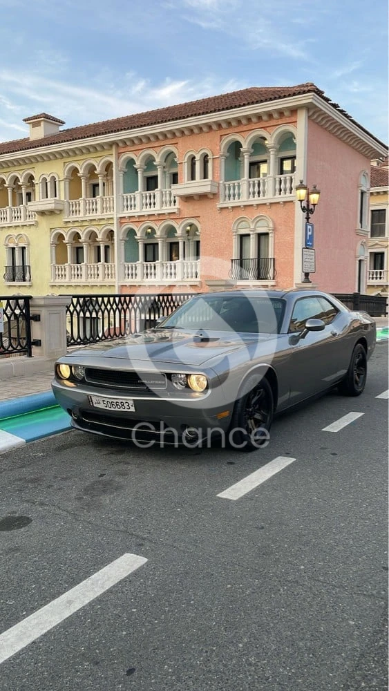 دودج تشالنجر موديل 2012 استمارة 2026/ 8 كل شي يعمل جيدا