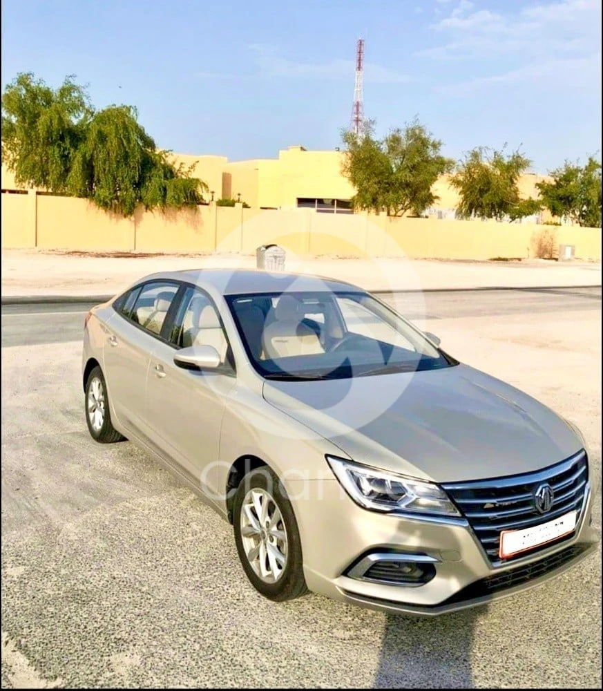 سيارة بحالة ممتازة، ضمان سنة على المحرك، مع 4 إطارات جديدة استمارة جديدة وتأمين جديد - +974 51256066