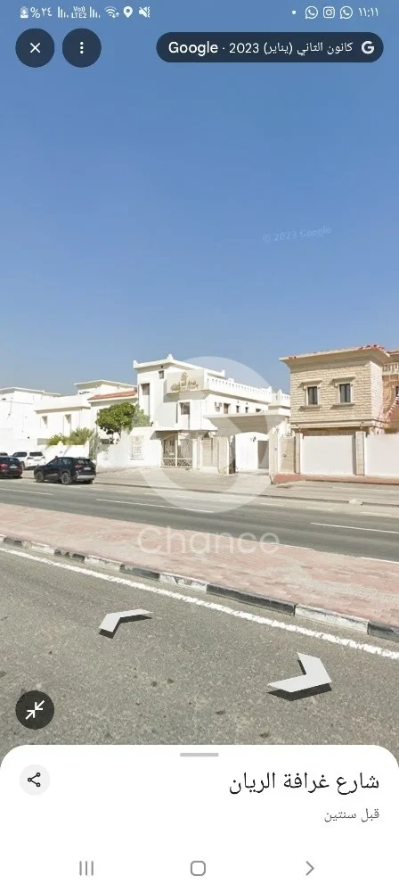 للإيجار فلتين خدميه في الريان الجديد الدور الأرضي يتكون من مجلس كبير وصاله وغرفة وحمامين ومطبخ الدور الاول يتكون من ٤ غرف ماستر البنت هاوس تتكون من ٣ غرف و٣ حمامات الملحق يتكون من مطبخ وغرفه و حمام مطلوب ٢٠ الف للفله شركة القلايل للوساطة العقارية ترخيص ١٢