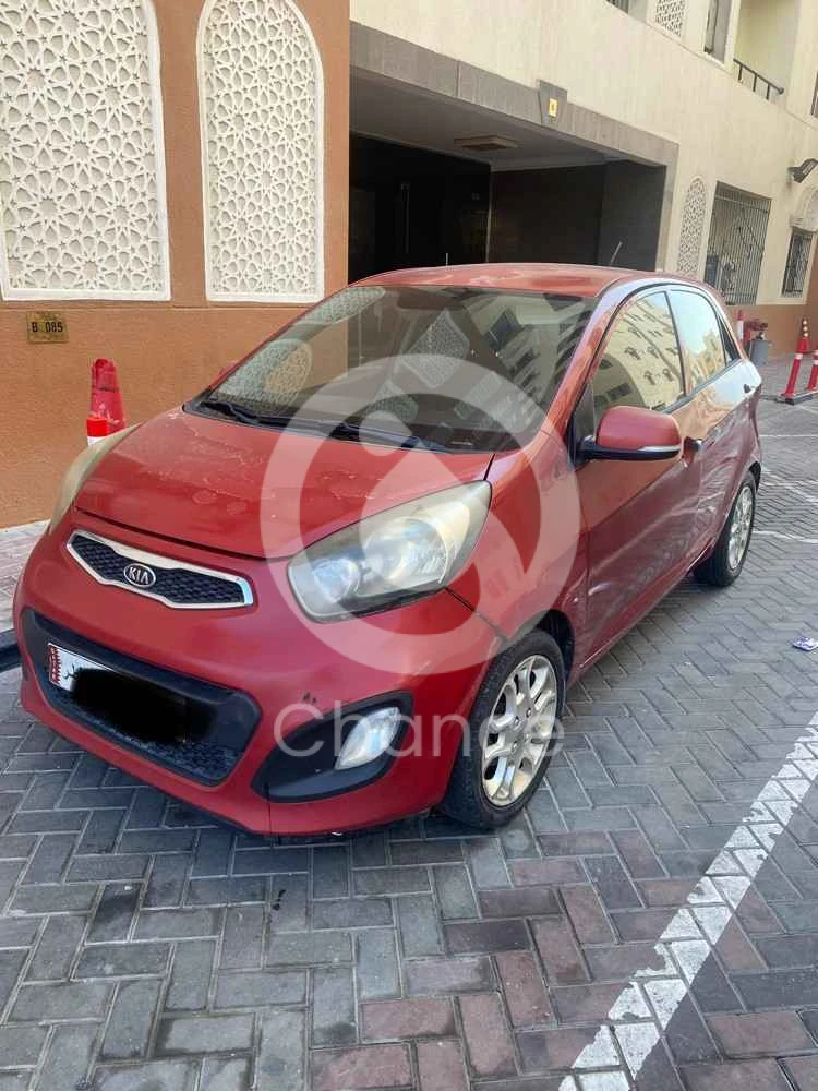 للبيع او للبدل كيا بيكانتو موديل ٢٠١٣ ماشي ١٥٤٠٠٠ مالك اول فل اوبشن تم تبديل جميع القطع الاستهلاكية تحتاج الى صبغ وتجديد استمارة فقط السعر ١٠٠٠٠ والجاد مابقصر معاه