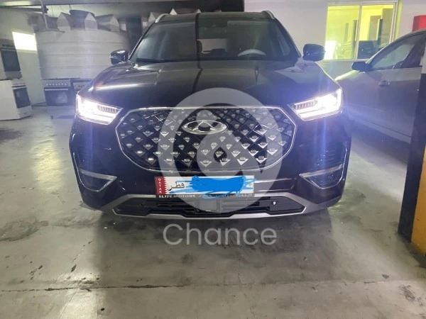 حالة ممتازة - تيجو 8 برو موديل 2022 كاملة المواصفات تأمين شامل سنة ساري نوفمبر 2026 7 مقاعد وفتحة سقف بانورامية ضمان المحرك لمدة 10 سنوات عدد الكيلومترات المقطوعة 18,800 كم المواصفات الداخلية: فتحة سقف بانورامية مقاعد أمامية وخلفية مهواة نظام صوت سوني تخزين مبرد في مسند الذراع محطة شحن لاسلكية تحكم أوتوماتيكي في المناخ ثنائي المناطق زر تشغيل/إيقاف المحرك دخول بدون مفتاح وتشغيل السيارة بزر واحد مقاعد بذاكرة إضاءة محيطة عجلة قيادة جلدية مسند ذراع في منتصف المقعد الخلفي للاستفسار أو لفحص السيارة يرجى التواصل بي على رقم واتساب 33604034