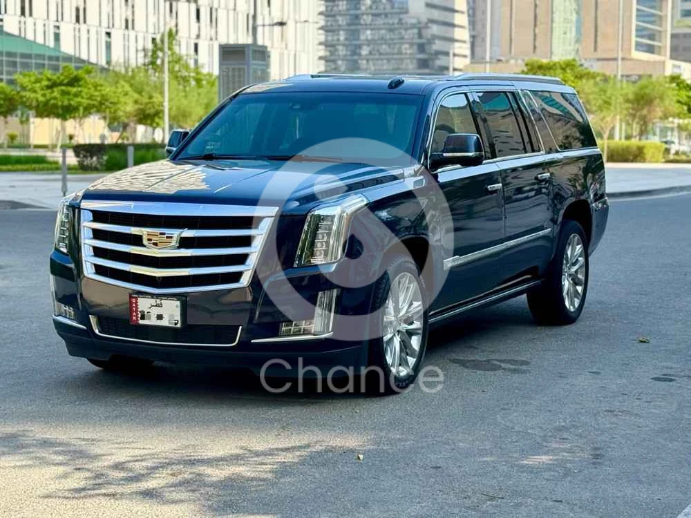 كاديلاك اسكاليد 2018 فل ابشن نظيف جدا كل صيانته في توقيتها بدون حوادث صبغ وكالة عدا باب السائق تجميلي مايحتاج اي شي قاطع 143,000 مطلوب 85,000