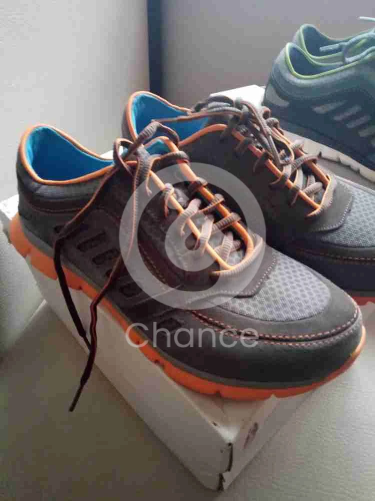 احذيه رياضيه جديده من هاش بابيز الواحد 200 ريال