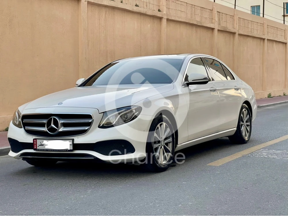 مرسيدس اي ٢٠٠ ٢٠١٧ ممشى ١٤٠٠٠٠ السياره بحالة ممتازة صبغ ٢ باب ورفرف فقط للتواصل ٦٦٥٥٧٢١٧