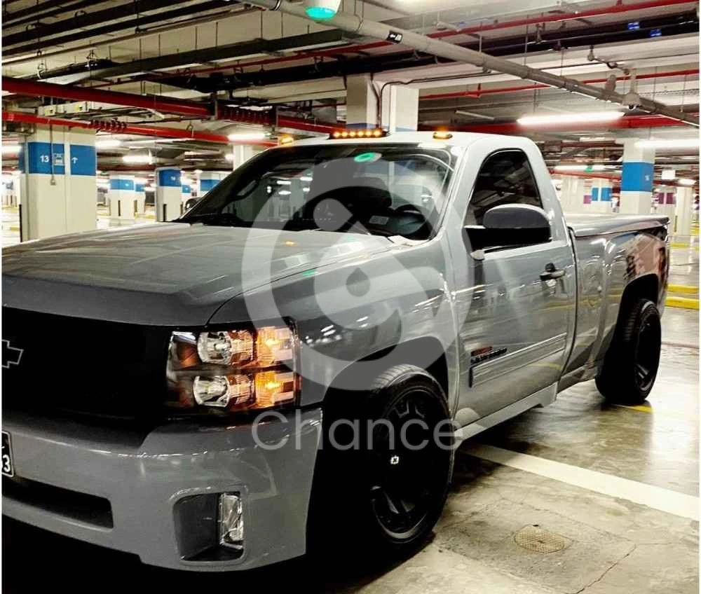 للبيع سلفرادو (اس،اس) موديل 2011 قاطع 160,000 مالك اول الموتر نظيف ولله الحمد جميع الاكسسوارات والزوايد الي عليه من الوكاله،، الزوايد: كت تنزيله كامل، بدي كت كامل، هيدرز، كت باك، تسكيرة حوض فيبر برمجه، رنقات ٢٠ وتواير جداد، استماره جديده، شاشه اندرويد وكيمرات، مطلوب 64,000 والصامل مابختلف معاه