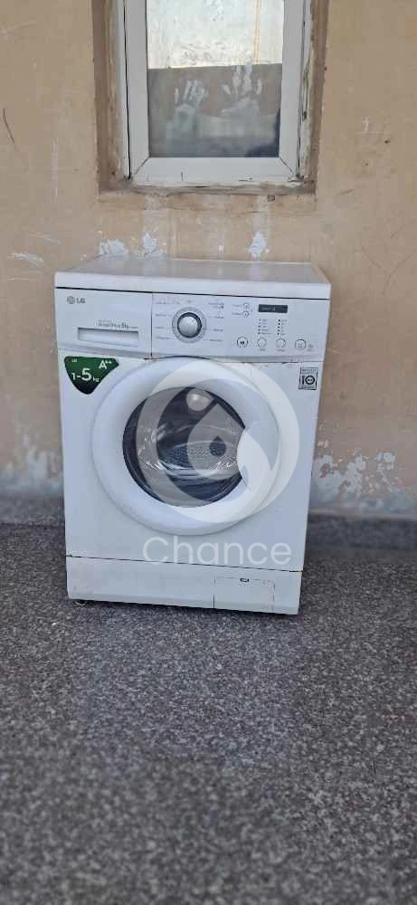 غسالة ال جى اتوماتيك ٥ ك حالتها مستعمله ممتازة للبيع