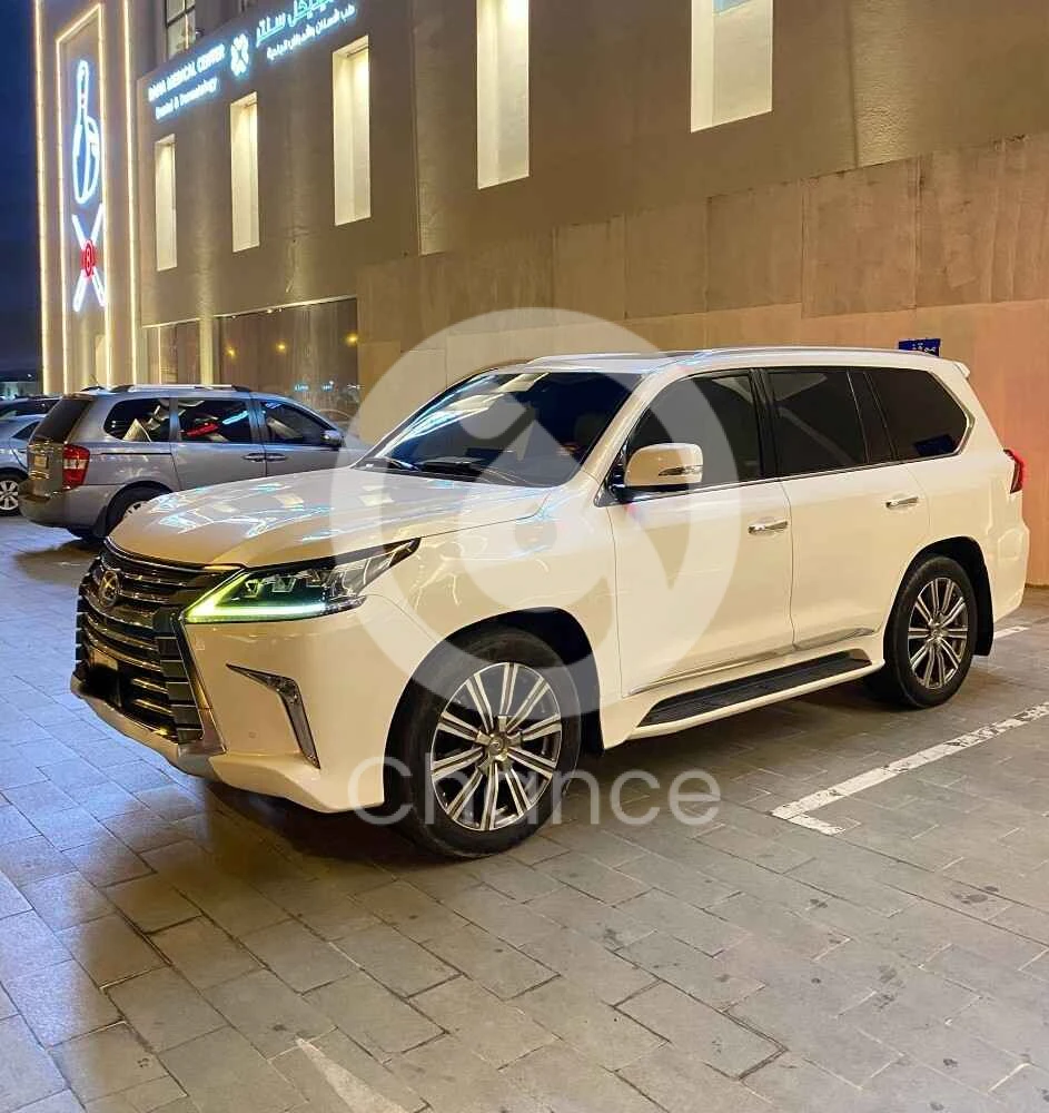 لكزس رقم واحد موديل 2016 ماشي 215 الف ابيض داخل اوف وايت بحالة الوكالة فل ابشن مالك ثاني محركات وصبغ وكالة للتواصل 51496477