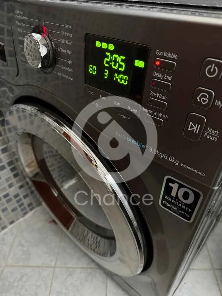 في حالة جيدة مشكلتها الوحيدة ان النشافة لا تعمل