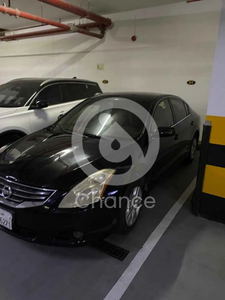 نيسان التيما للبيع بحالة ممتازة