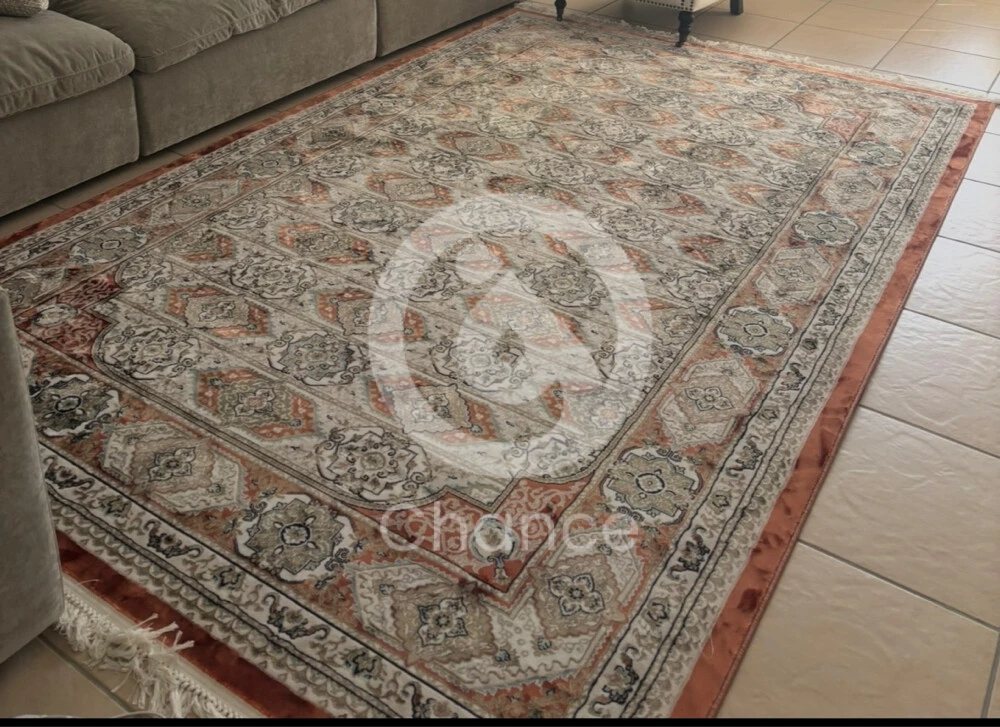 مستخدمة ففقط اقل من اسبوع ٢٠٠ على ٣٠٠، جديده