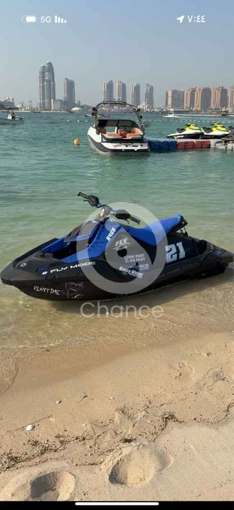 سبارك موديل 22 ماشي حول ٤٠ ساعه السكوتر نضيف جداً توني مسرفسه و مشيك عليه من و الى مايبيله شي دق سلف وحرك معا معا التيدر لا يكلمني غير الصامل