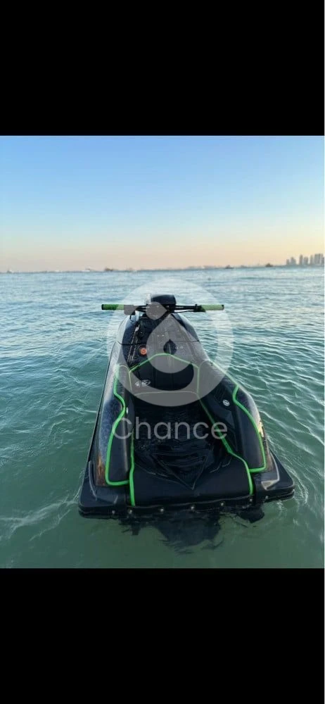 للبيع كوازاكي اس اكس آر 1500 موديل 2018 ماشي 70 ساعه / فور ستروك اربعه سلندر / في قمة النظافه / استيكر كاربون فايبر كامل / سكان ار ار بي كامل / لفة ار ار بي / بار ار ار بي / دعسة ريس / سبونس كيڤن / قفشة بي ان جي / كت تبريد / فلتر ريس / كيبل سكان جديد / كيبل ريس جديد / سناسر جداد / بمب كامل جديد / فيول بمب جديد / فرشة جت ترم / قول وتأمين جديد / مسرفس وجاهز / مع التيدر