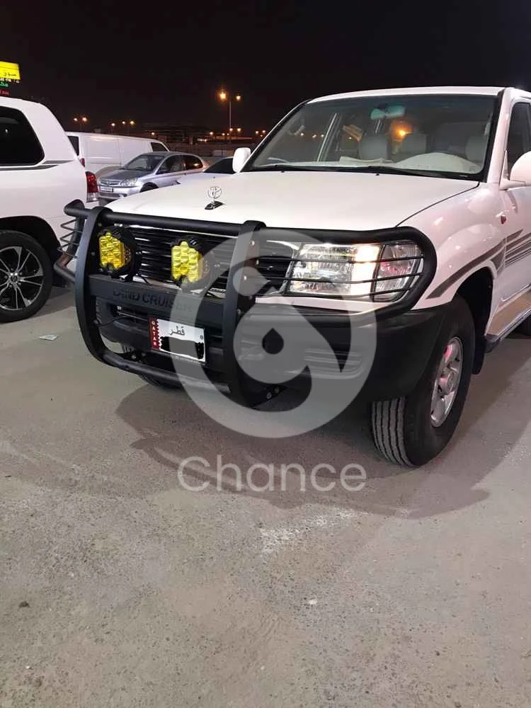 للبيع دعامية لاندكروزر ٢٠٠٧ وتحت مصنوع من الاستيل الخفيف تركب على صدام الوكاله ومايحتاج تشيل صدام الوكاله السعر ٢٠٠٠ ريال نهائي للتواصل / 30280280